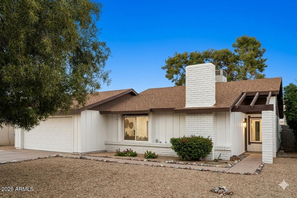2320 W WALTANN Lane, Phoenix, AZ 85023 — photo 2