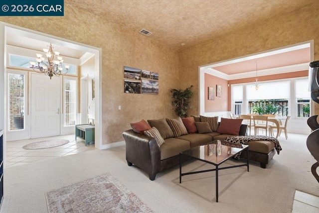 1009 Rolling Woods Way, Concord, CA 94521
