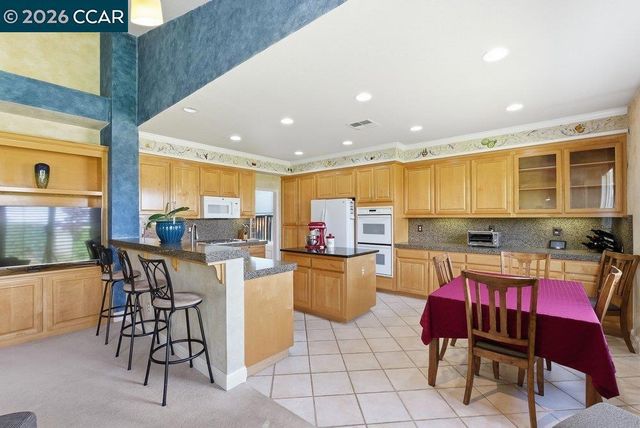 1009 Rolling Woods Way, Concord, CA 94521
