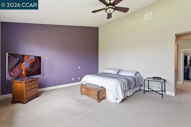 1009 Rolling Woods Way, Concord, CA 94521