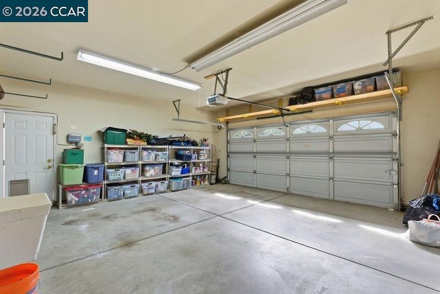 1009 Rolling Woods Way, Concord, CA 94521