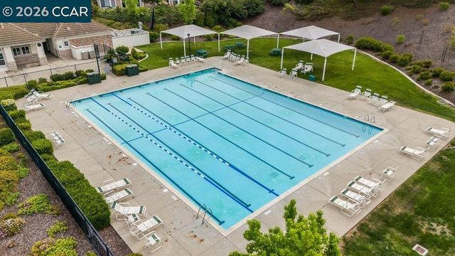 1009 Rolling Woods Way, Concord, CA 94521