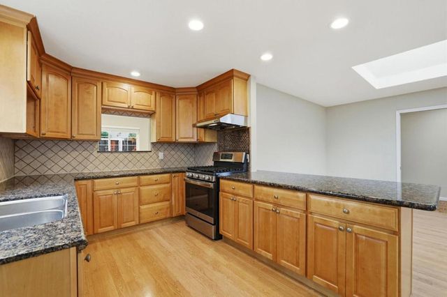 6563 Camden Avenue, San Jose, CA 95120