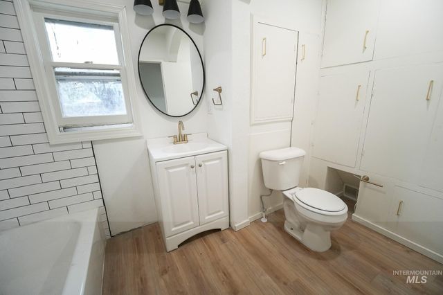 124 Maple St, Nampa, ID 83686