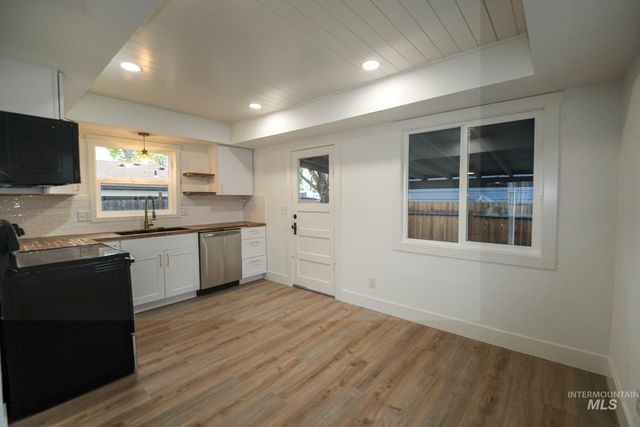 124 Maple St, Nampa, ID 83686