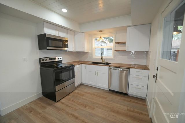 124 Maple St, Nampa, ID 83686
