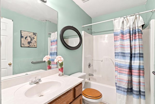 2633 E ALFALFA DR, Columbia, MO 65202
