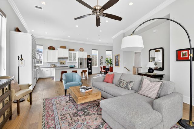 610 Dalton Lane, Irving, TX 75039