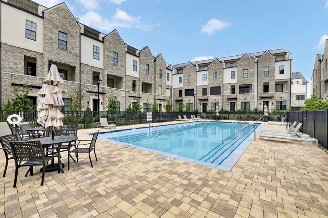 610 Dalton Lane, Irving, TX 75039