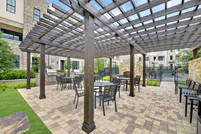 610 Dalton Lane, Irving, TX 75039