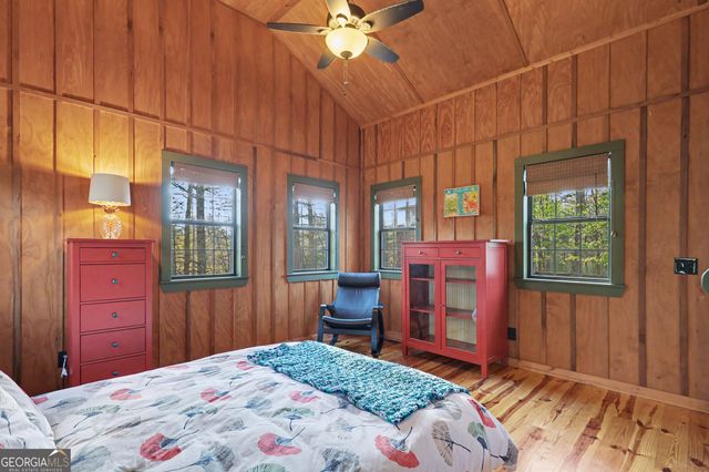 604 Tame Turkey Road, Lakemont, GA 30552