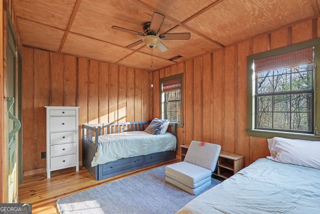 604 Tame Turkey Road, Lakemont, GA 30552