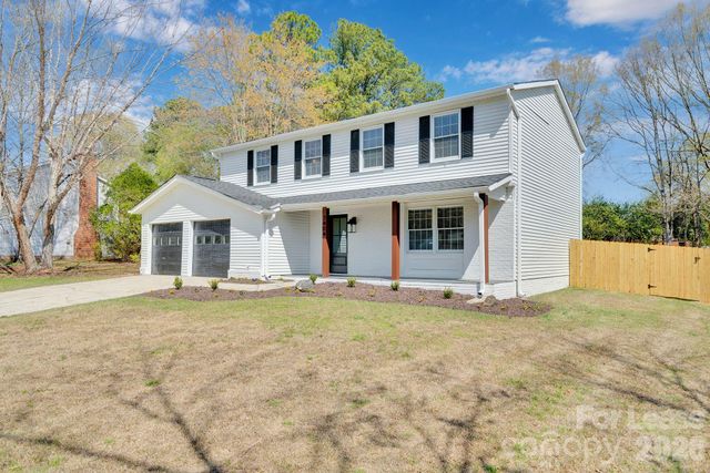 7404 Shadowlake Drive, Charlotte, NC 28226