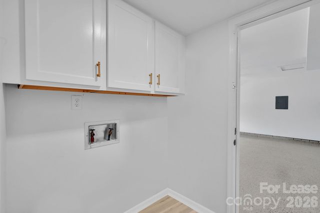 7404 Shadowlake Drive, Charlotte, NC 28226