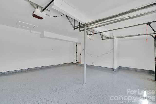 7404 Shadowlake Drive, Charlotte, NC 28226