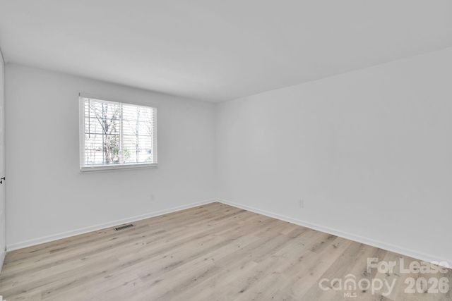 7404 Shadowlake Drive, Charlotte, NC 28226