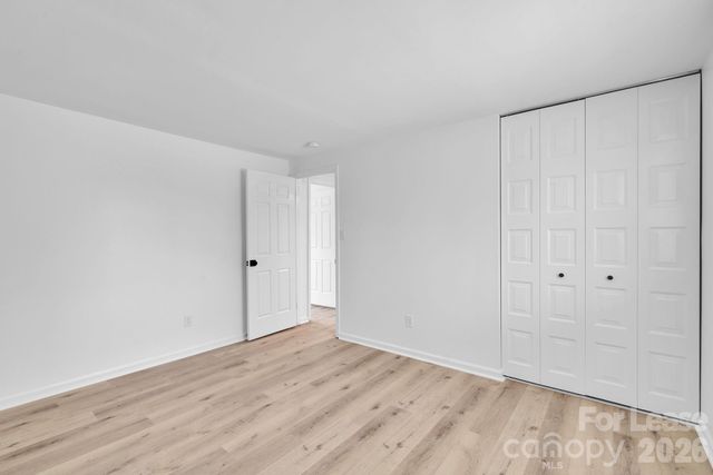 7404 Shadowlake Drive, Charlotte, NC 28226