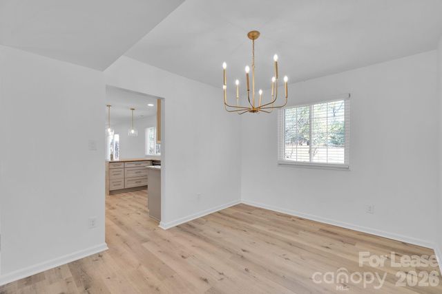 7404 Shadowlake Drive, Charlotte, NC 28226