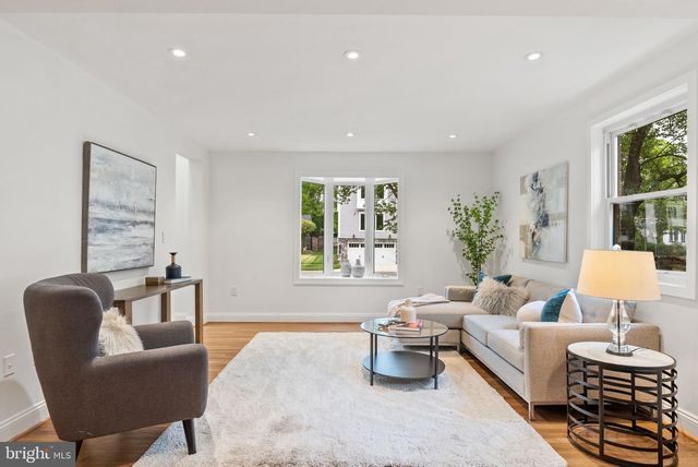 5009 KEOKUK ST, Bethesda, MD 20816