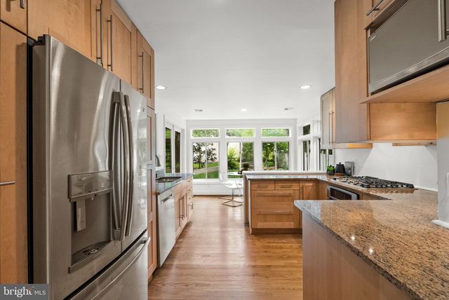 5009 KEOKUK ST, Bethesda, MD 20816