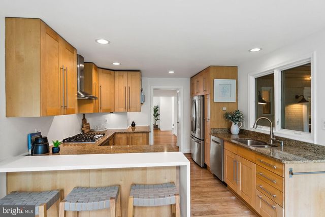 5009 KEOKUK ST, Bethesda, MD 20816