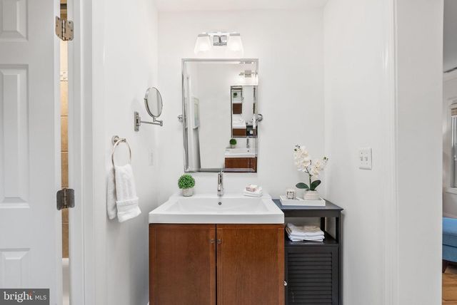 5009 KEOKUK ST, Bethesda, MD 20816