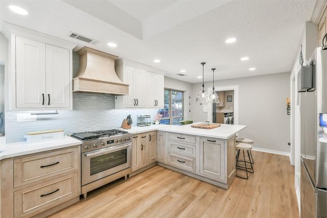 3823 Elmcrest Drive, Houston, TX 77088