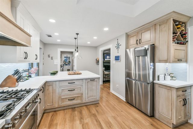 3823 Elmcrest Drive, Houston, TX 77088