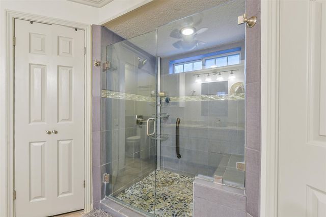 3823 Elmcrest Drive, Houston, TX 77088