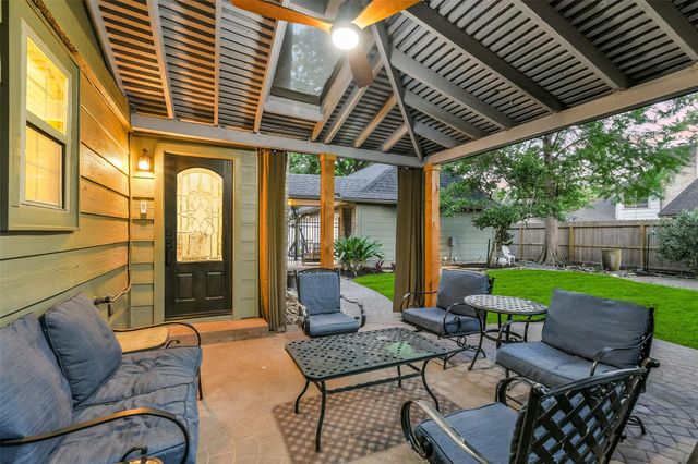 3823 Elmcrest Drive, Houston, TX 77088