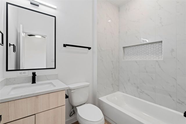 1031 North Lane, Houston, TX 77088