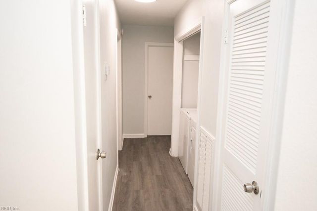 500 Barberton Dr Apt 101, Virginia Beach, VA 23451