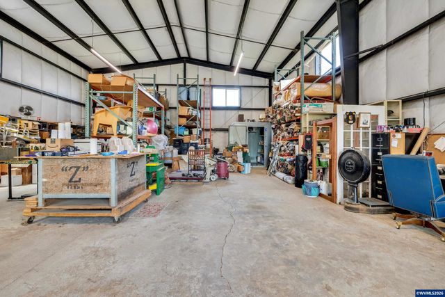 30248 S Barlow Rd, Hubbard, OR 97032