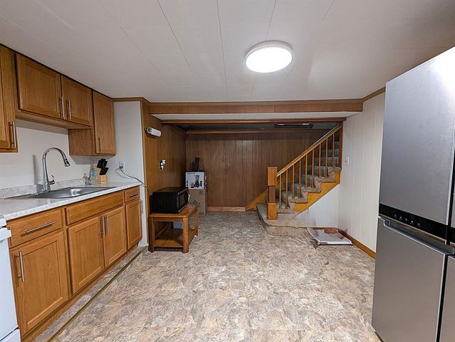 55 Crestwood Circle, Salem, NH 03079