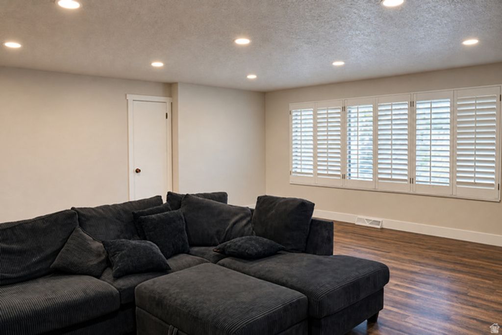 3184 S JEAN ST, Magna, UT 84044 — photo 4