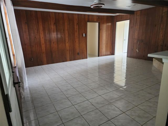 9110 Grape Street, Houston, TX 77036