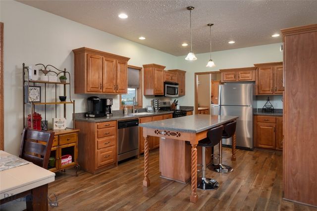 3523 Woodridge, Helena, MT 59602