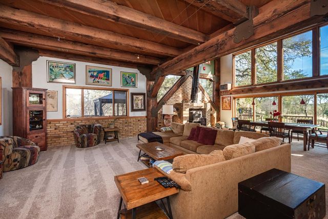 19101 Poppy Hill Ln, Plymouth, CA 95669