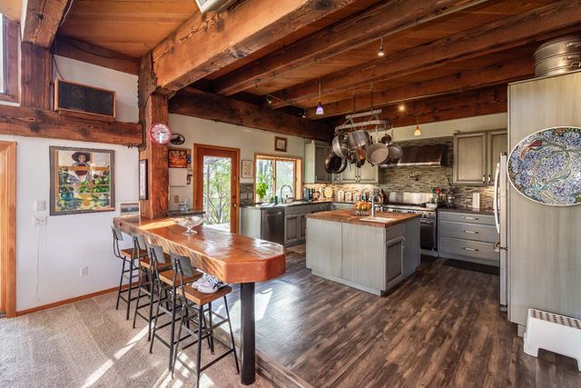 19101 Poppy Hill Ln, Plymouth, CA 95669