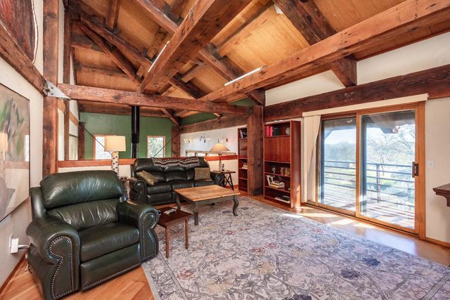 19101 Poppy Hill Ln, Plymouth, CA 95669