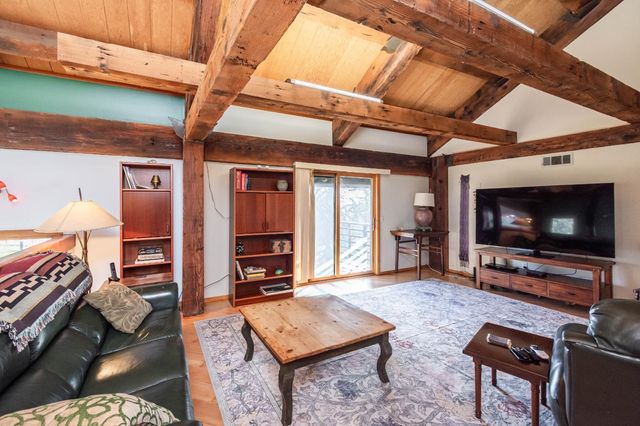 19101 Poppy Hill Ln, Plymouth, CA 95669