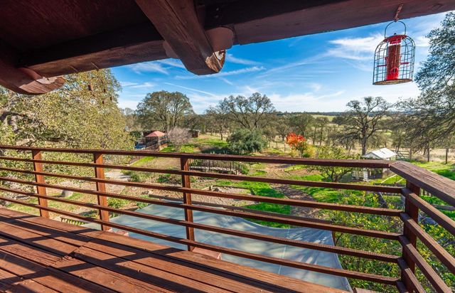 19101 Poppy Hill Ln, Plymouth, CA 95669