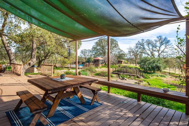 19101 Poppy Hill Ln, Plymouth, CA 95669