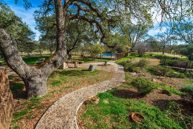 19101 Poppy Hill Ln, Plymouth, CA 95669