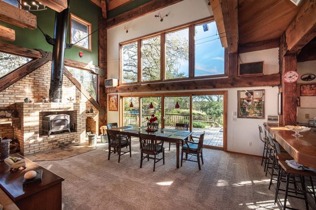 19101 Poppy Hill Ln, Plymouth, CA 95669