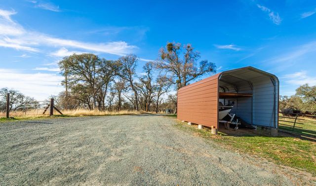 19101 Poppy Hill Ln, Plymouth, CA 95669