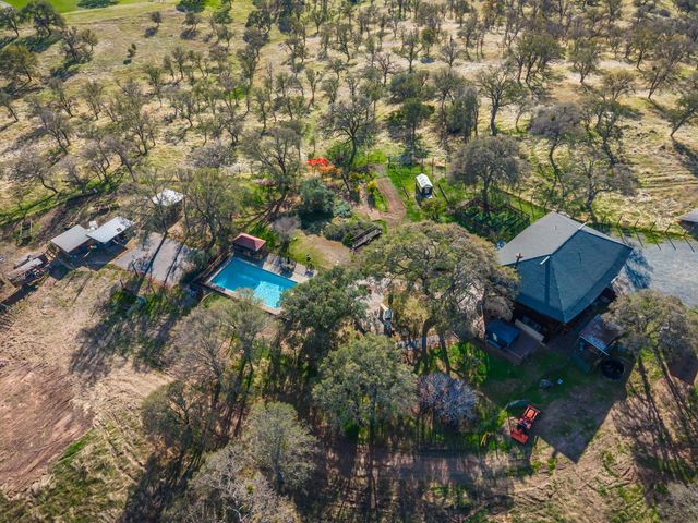 19101 Poppy Hill Ln, Plymouth, CA 95669