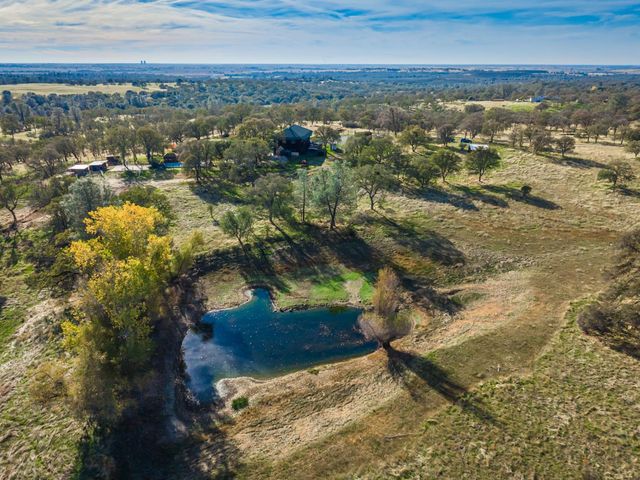 19101 Poppy Hill Ln, Plymouth, CA 95669