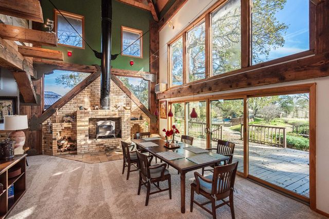 19101 Poppy Hill Ln, Plymouth, CA 95669