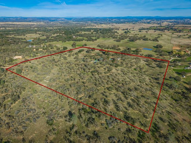 19101 Poppy Hill Ln, Plymouth, CA 95669